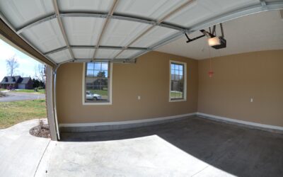 Attached & Detached Garage Building Contractors | Woodstock, CT